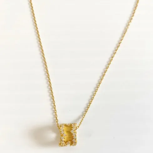 Fashion Accessories - Gold Circle Necklace