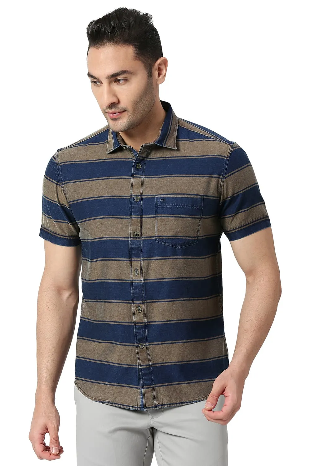 Slim Fit Cotton Indigo Weft Stripe Halfsleeves Shirt